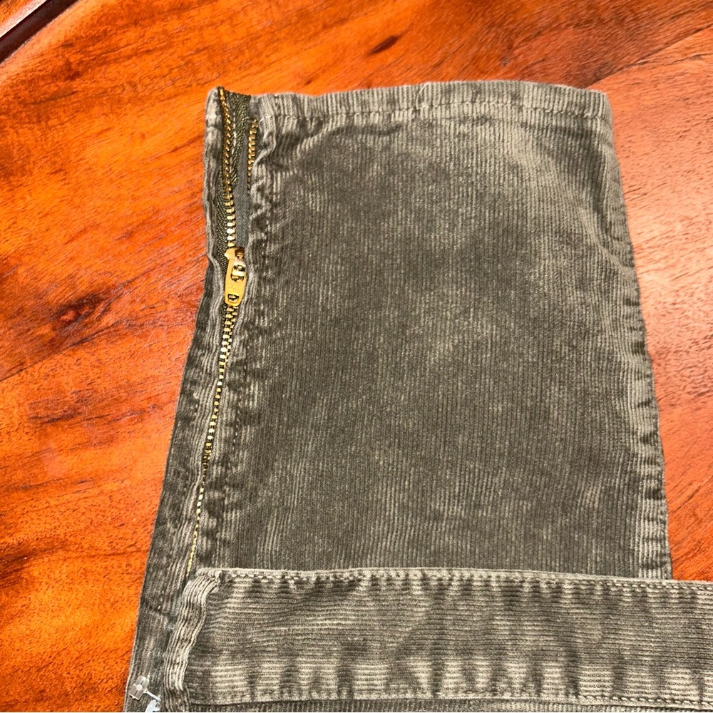 J Crew Corduroy Skinny Pants with Ankle Zipper Dark Green Gold Zip Size 8 / 29 - Picture 8 of 11